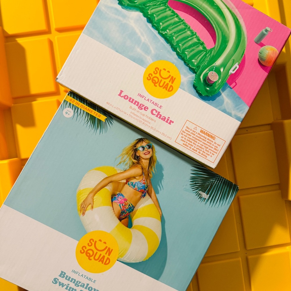 NEW Sun Squad yellow Bungalow swim tube & pink lounge chair for swimming pool